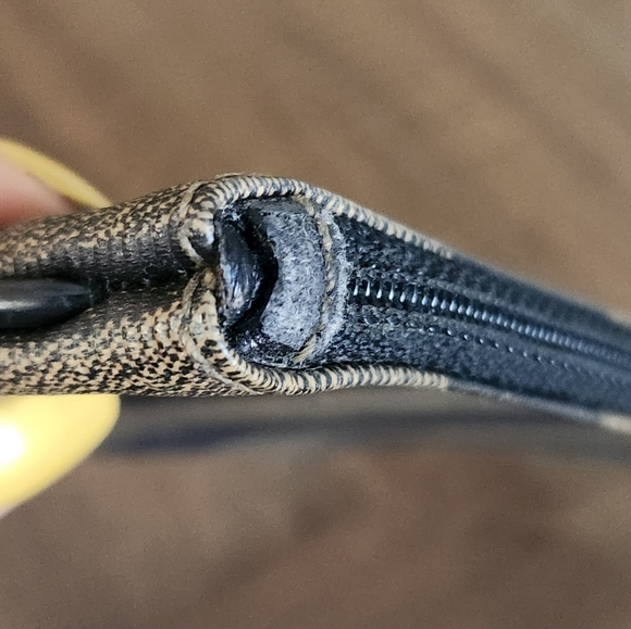 Fendi Pequin Canvas Zip Pouch - Picture 11 of 13